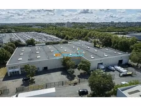 location local industriel 582 m² à valenton (94460)