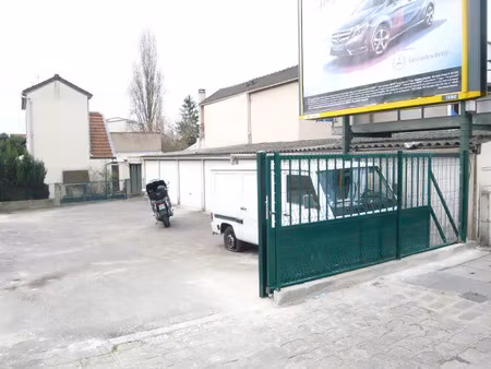 box sécurisé rue gabriel peri à colombes