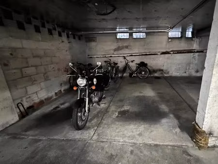 emplacement de parking 2 roues