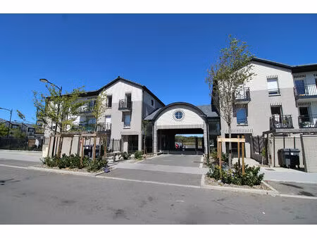 parking / box emmerin