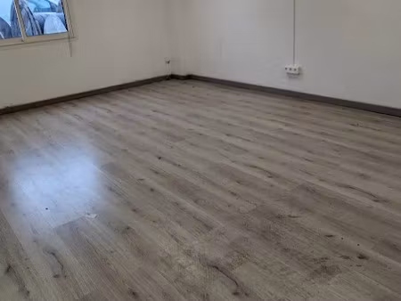 location locaux professionnels 150 m² à labarthe-sur-lèze (31860)  1 500 €