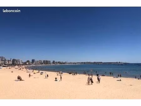 murs commerciaux local 220 m2