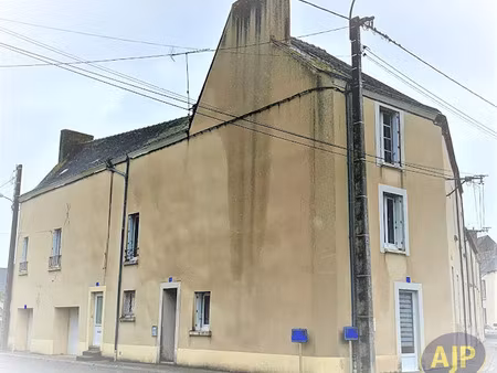 vente locaux professionnels 10 pièces 284.85 m² à segré (49500)  253 320 €