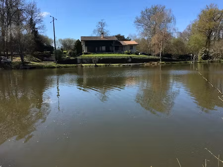 vente maison 7 pièces 209 m² à chabrac (16150)  344 500 €