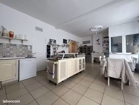 maison 5 pièces 155 m²