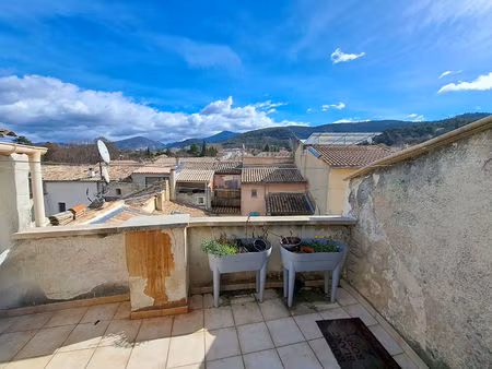 immeuble centre malaucene 230m2 / 4 appartements