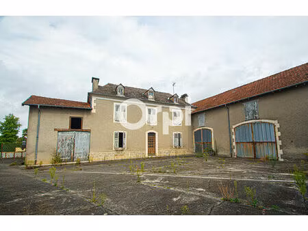 vente maison 5 pièces 470m2 mazères-lezons 64110 - 286000 € - surface privée