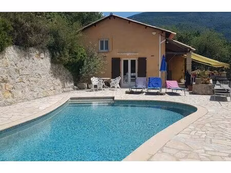 vente maison 4 pièces 100 m² peille (06440)