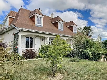 vente maison 7 pièces 206m2 arzacq-arraziguet 64410 - 329000 € - surface privée