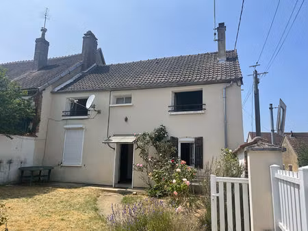 maison de village à chailley 6 pièces avec deux chambres et un terrain de 425 m2