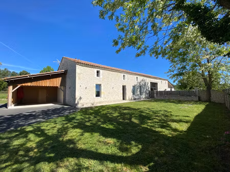 maison à vendre à montpeyroux (24610) - dordogne