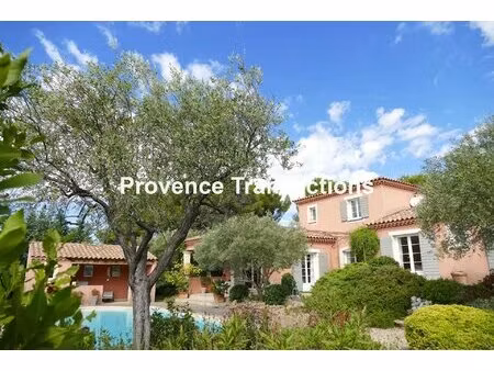 bastide provençale avec gîte indépendant