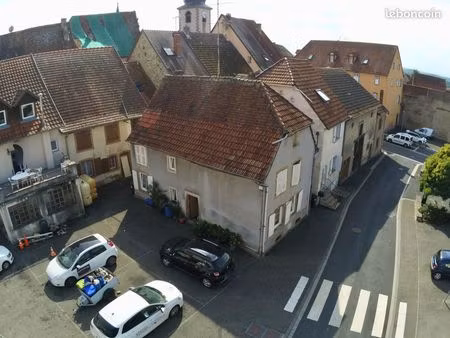 maison de village 3 pièces 122 m²