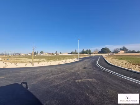 vente terrain 670 m² à pierrelatte (26700)  99 830 €