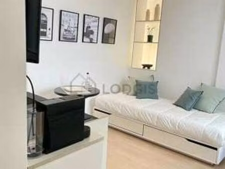 studio meublé avec ascenseur