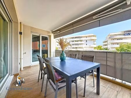 appartement 4 pieces mandelieu centre-ville jardin