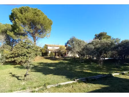 vente maison 5 pièces 130 m² caumont-sur-durance (84510)