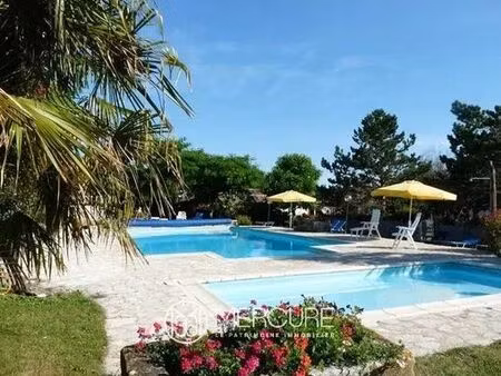 hôtel de 17 chambres de luxe en vente saujon  france