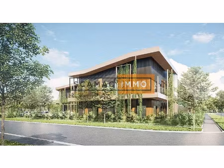 local d'activités de 910m²