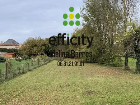 vente terrain 810 m² à aigre (16140)  19 800 €