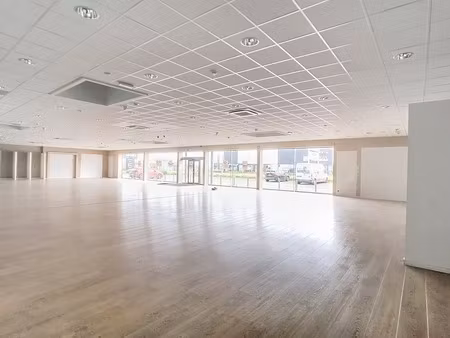 commercieel te huur in veurne