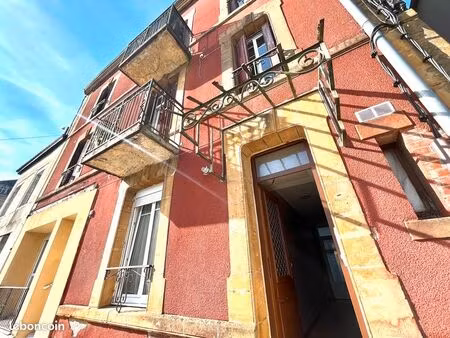 immeuble 210 m² deville