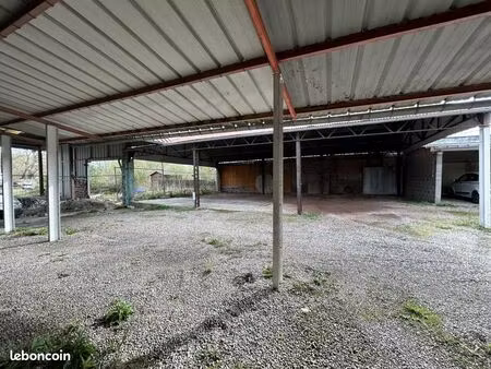 garage 856 m² corbie