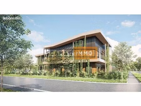 local d'activité 910 m²