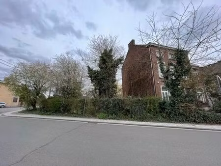 terrain à bâtir de 13 ares et 65 centiares