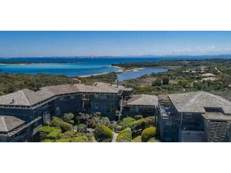 appartement contemporain avec terrasse en bord de mer bonifacio (2a)