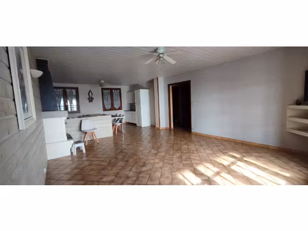 maison de village avec gros volumes