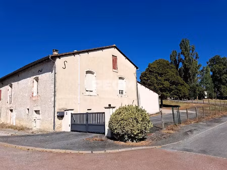 vente maison 4 pièces 110 m² à singleyrac (24500)  179 300 €