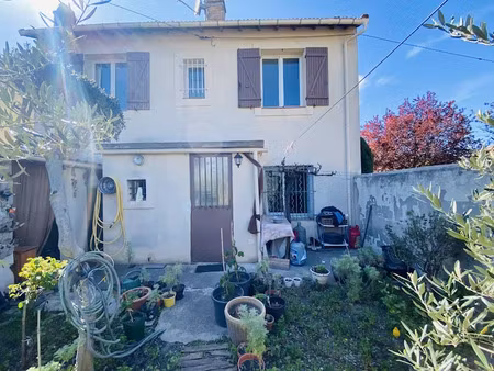 vente maison 8 pièces 165 m² à villeneuve-les-avignon (30400)  369 000 €