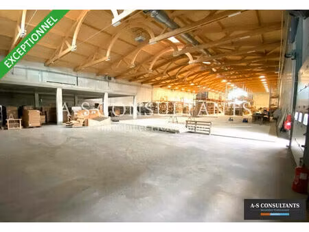 location local industriel 1200 m² à marches (26300)