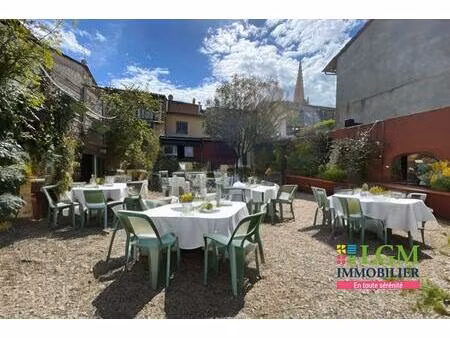 muret  centre ville  fond de commerce d'un bar/ restaurant de 120 m2