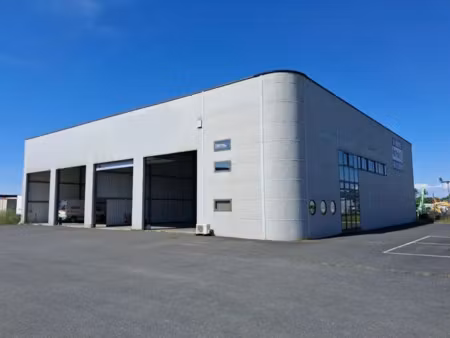 location local d'activités giroussens 81500