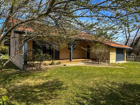 vente maison 6 pièces 165 m² lit-et-mixe (40170)