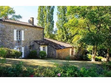 maison de luxe 7 chambres en vente à montagnac-sur-auvignon  france