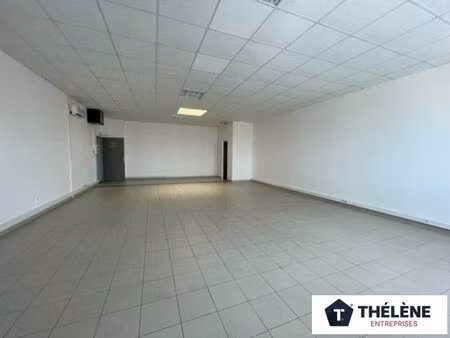 location bureau 77 m² à le crès (34920)