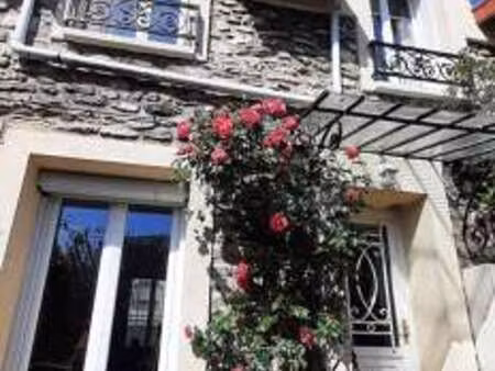 maison individuelle 2 chambres meublée avec animaux acceptés  garage et terrasse