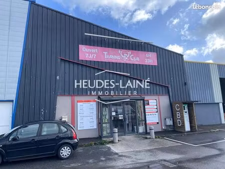 local commercial 439 m²