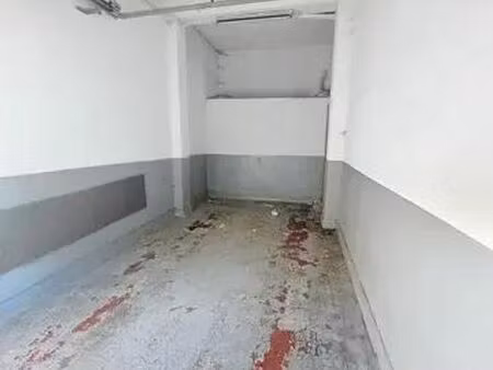 box de garage de +/- 19 m²