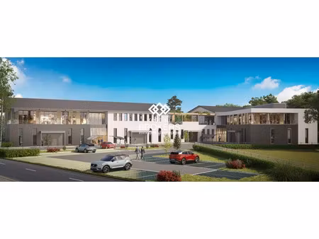 a vendre  8 lots de cellules d'activité de 1795 m2 à coublevi