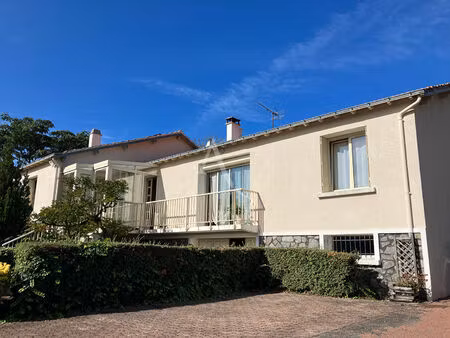 maison saint michel le cloucq 6 pièce(s) 129 m2