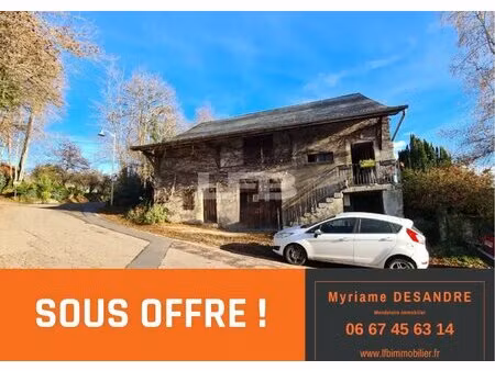 ferme à rénover sur terrain 700 m²