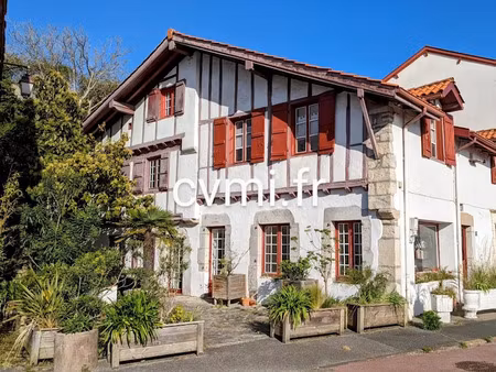 vente maison 8 pièces 230 m² à ciboure (64500)  1 900 000 €