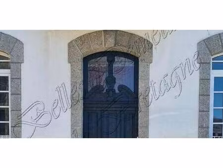 maison avec jardin belle-isle-en-terre (22)