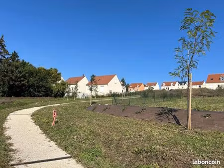 terrain 524 m² puiseux-le-hauberger