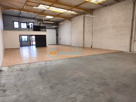a louer local commercial de 358m² situé à pontault-combault