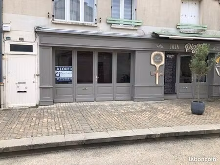 a louer local commercial